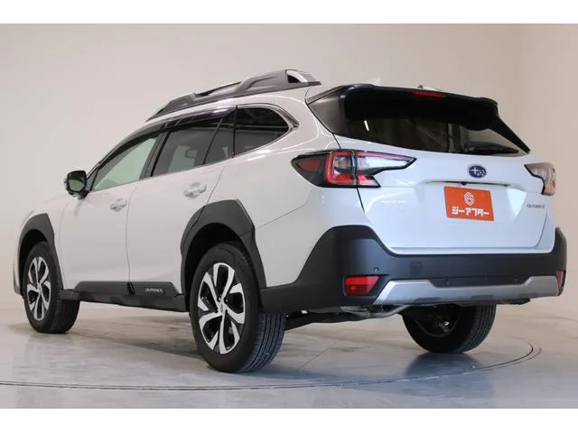 Subaru LEGACY OUTBACK LIMITED EX 2023 — миниатюра 3