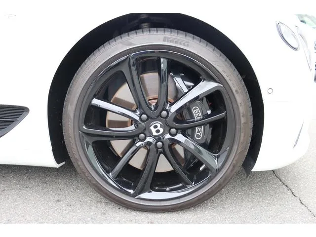 Bentley Continental GT V8 2022 — миниатюра 5