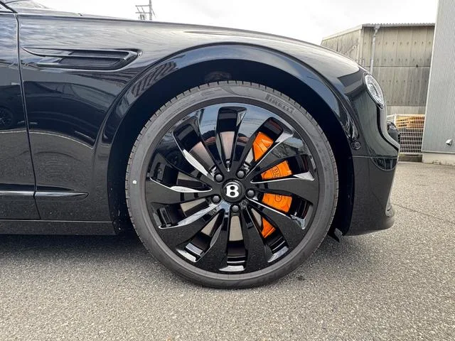 Bentley Flying Spur HYBRID 2025 — миниатюра 5