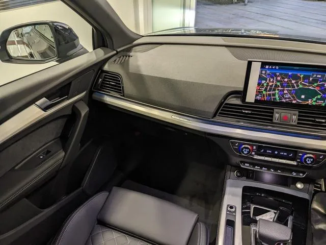 Audi Q5 Sportback S LINE DYNAMIC EDITION 2025 — миниатюра 4