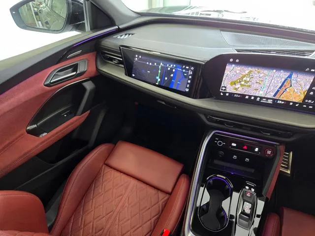Audi SQ5 SPORTBACK BASE GRADE 2025 — миниатюра 4
