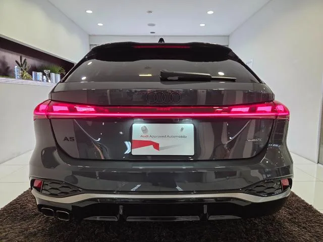Audi A5 AVANT TDI EDITION ONE 2025 — миниатюра 3