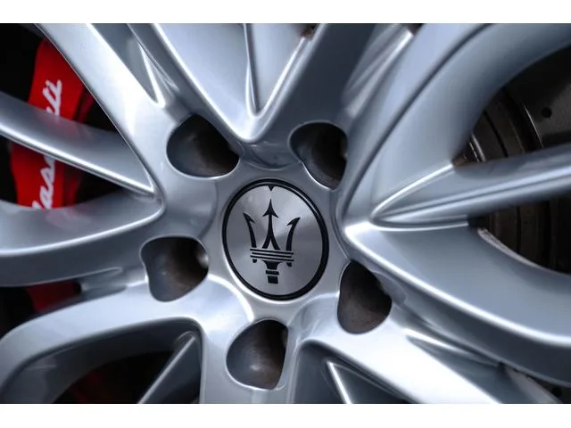 Maserati Levante MODENA 2022 — миниатюра 4