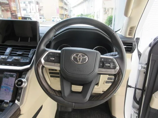 Toyota Land Cruiser ZX 2023 — миниатюра 4