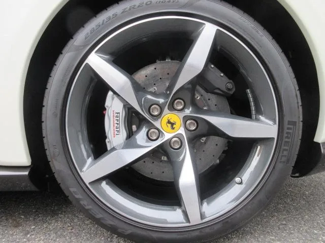 Ferrari PORTOFINO M BASE GRADE 2023 — миниатюра 4
