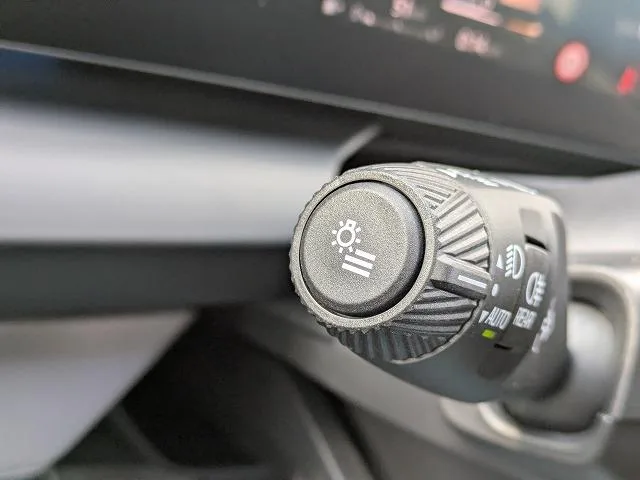 BMW 1 Series 120 M SPORT 2025 — миниатюра 4