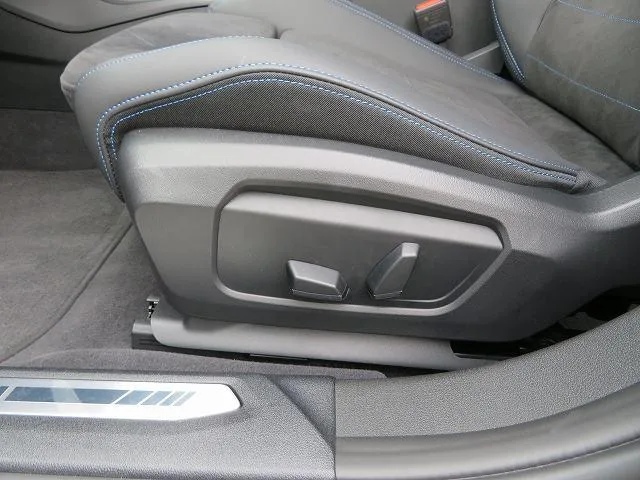 BMW 1 Series 120 M SPORT 2025 — миниатюра 5