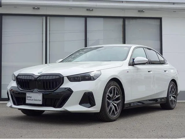 BMW 5 Series 523D X DRIVE M-SPORT 2025 — миниатюра 2