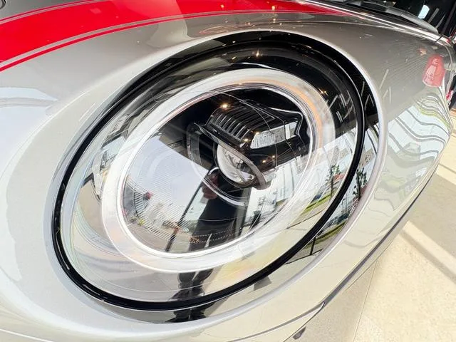 MINI MINI JOHN COOPER WORKS PREMIUM PLUS PACKAGE JOHN COOPER WORKS TRIM 2023 — миниатюра 2