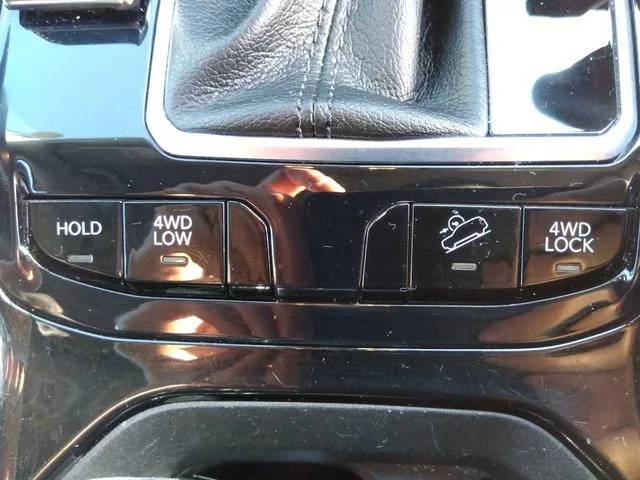 Chrysler Jeep JEEP COMMANDER LIMITED 2023 — миниатюра 5
