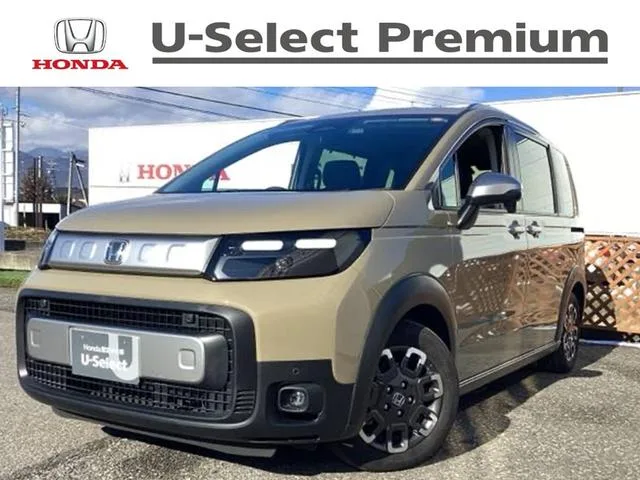 Honda FREED CROSSTAR 2025 — фото 1, купить с доставкой в Москву