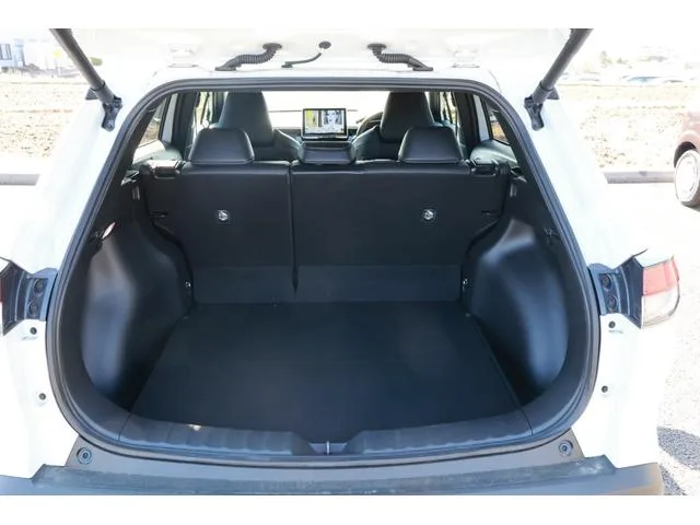 Toyota CorollaCross HYBRID Z 2025 — миниатюра 5