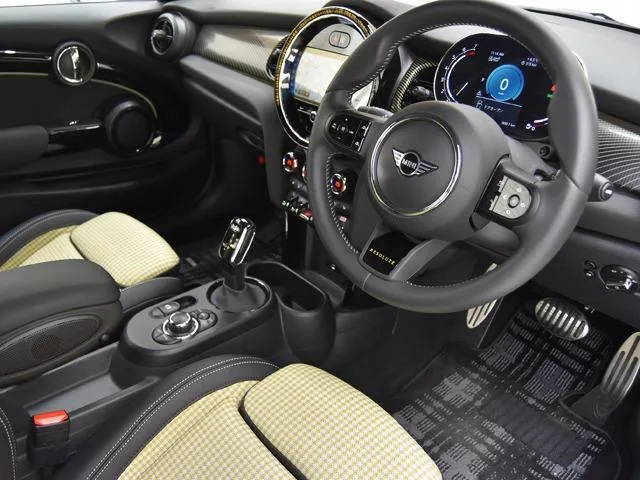 MINI MINI COOPER S CONVERTIBLE RESOLUTE EDITION 2023 — миниатюра 3