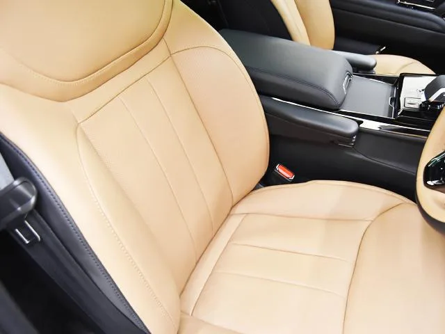 Land Rover Range Rover Sport AUTOBIOGRAPHY D300 2023 — миниатюра 3