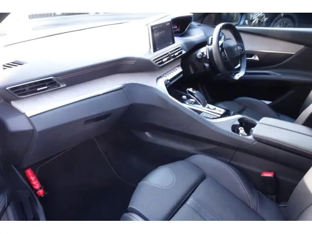 Peugeot 5008 GT BLUE HDI BLACK PACK 2023 — миниатюра 4
