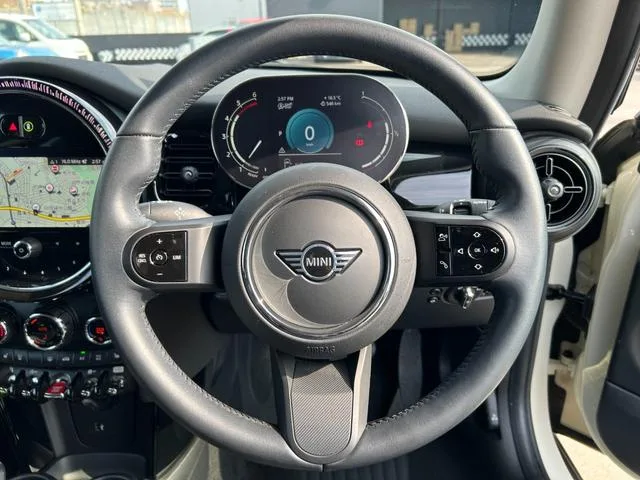 MINI MINI COOPER D CLASSIC TRIM 2022 — миниатюра 5