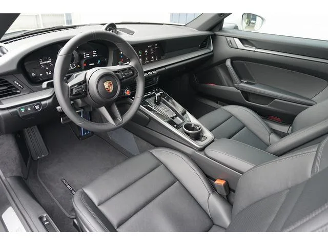 Porsche 911 911 CARRERA 2025 — миниатюра 4