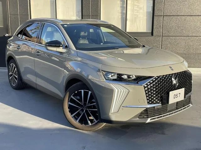 DS DS7 RIVOLI E-TENSE 4x4 2024 — миниатюра 3