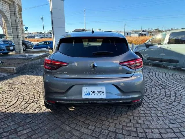Renault LUTECIA ENTRACTE E-TECH FULL HYBRID 2024 — миниатюра 2