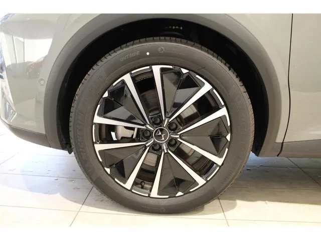 DS DS7 RIVOLI E-TENSE 4x4 2024 — миниатюра 3