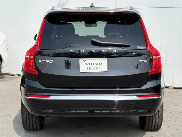 Volvo XC90 ULTIMATE B5 AWD 2023 — миниатюра 3