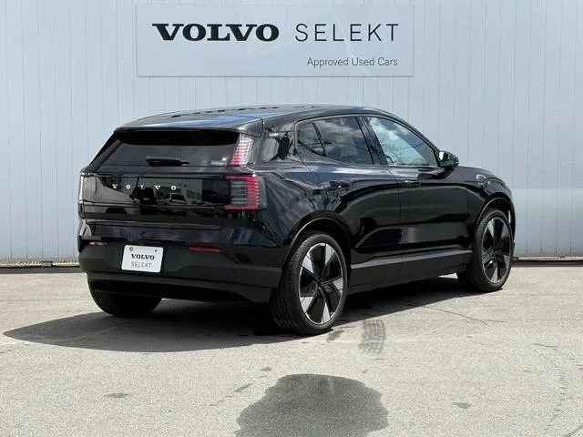 Volvo EX30 ULTRA SINGLE MOTOR EXTENDED RANGE 2024 — миниатюра 4