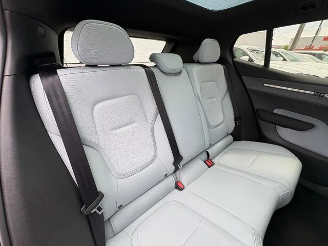 Volvo EX30 ULTRA SINGLE MOTOR EXTENDED RANGE 2024 — миниатюра 5