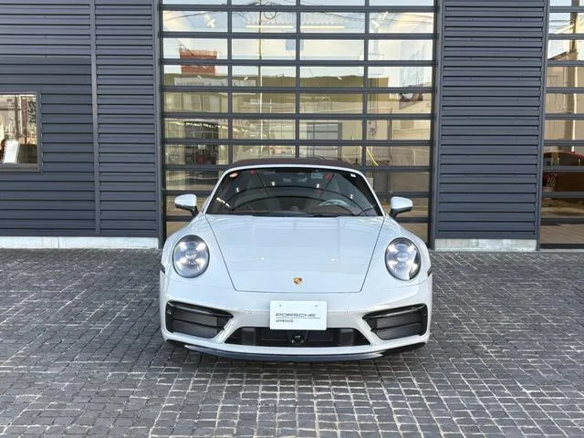 Porsche 911 911 TARGA 4 2024 — миниатюра 2