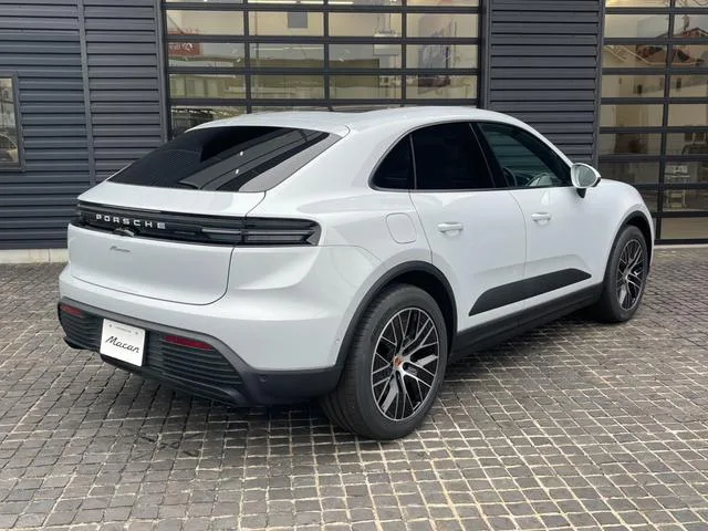 Porsche Macan Electric MACAN 2026 — миниатюра 2