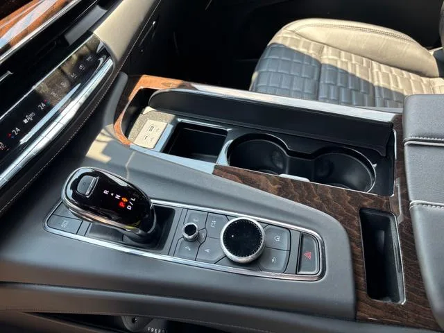 Cadillac CADILLAC ESCALADE PLATINUM 2023 — миниатюра 2