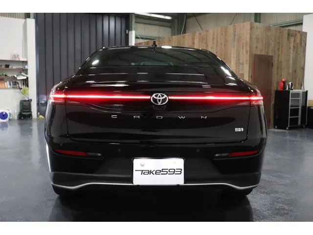 Toyota CROWN CROSSOVER G ADVANCED LEATHER PACKAGE 2023 — миниатюра 4