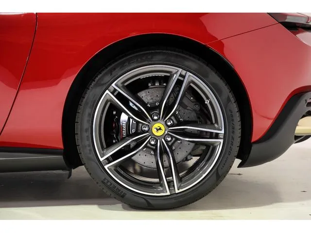Ferrari ROMA SPIDER BASE GRADE 2025 — миниатюра 4