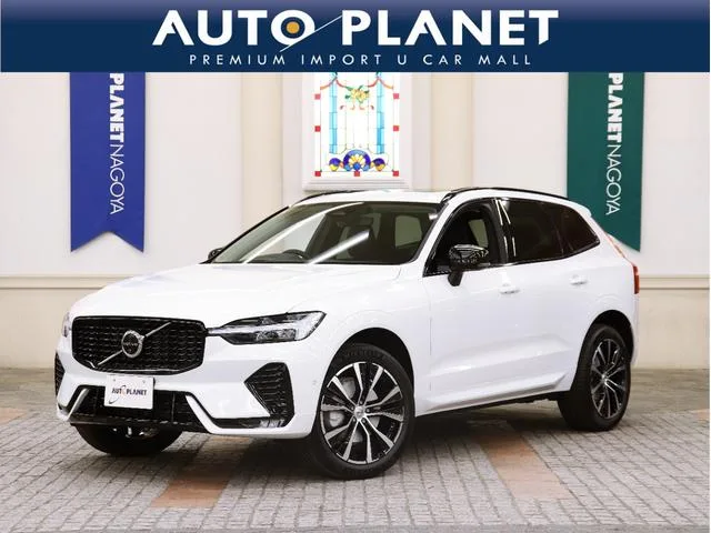 Volvo XC60 ULTRA B5 AWD 2025 — фото 1, купить с доставкой в Москву