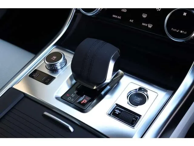 Jaguar XF R-DYNAMIC SE P250 2022 — миниатюра 4