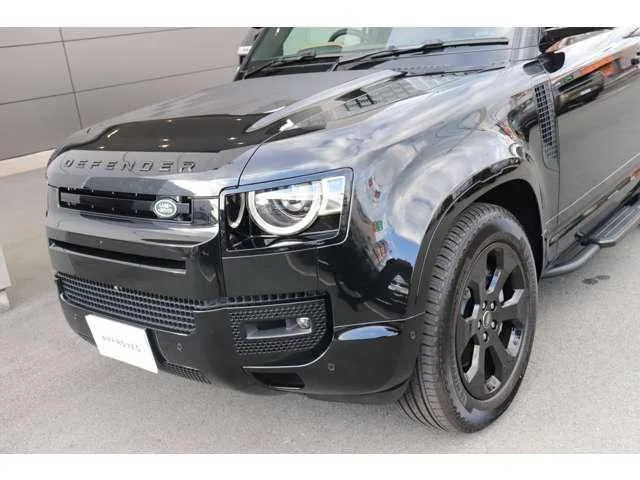 Land Rover Defender 90X-DYNAMIC HSE D350 2025 — миниатюра 3