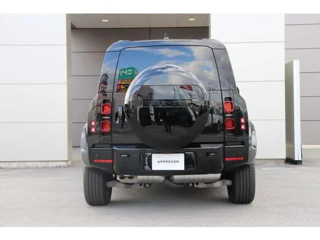 Land Rover Defender 90X-DYNAMIC HSE D350 2025 — миниатюра 5