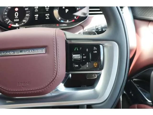 Land Rover Range Rover AUTOBIOGRAPHY D300 STANDARD WHEELBASE 2024 — миниатюра 3