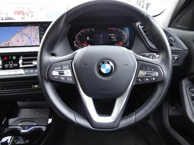 BMW 1 Series 118I PLAY 2023 — миниатюра 4