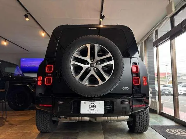 Land Rover Defender 110 EASTNOR EDITION 2023 — миниатюра 3
