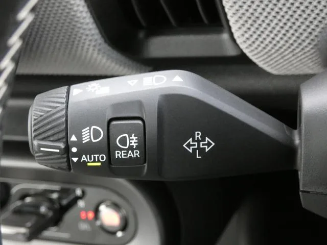MINI MINI COOPER S FAVOURED TRIM 2025 — миниатюра 2