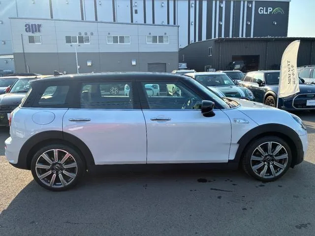 MINI MINI COOPER SD CLUBMAN CLASSIC TRIM 2023 — миниатюра 2