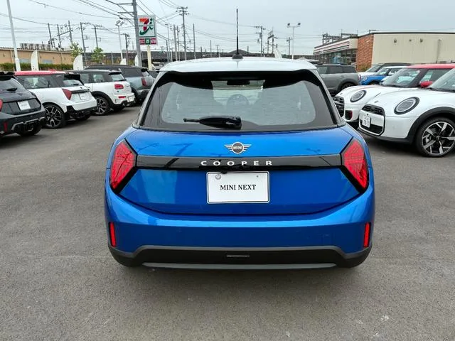 MINI MINI COOPER C FAVOURED TRIM 2026 — миниатюра 4