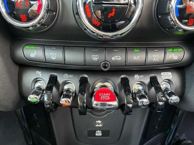 MINI MINI COOPER S PREMIUM PLUS PACKAGE CLASSIC TRIM 2023 — миниатюра 5