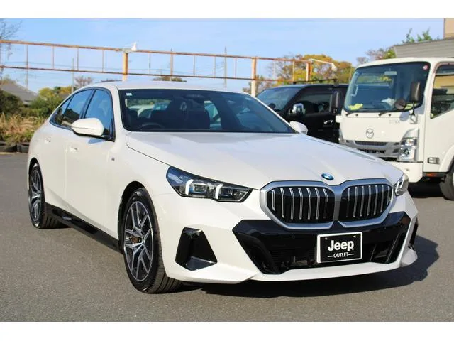 BMW 5 Series 523D X DRIVE M-SPORT 2024 — миниатюра 4