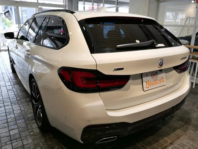 BMW 5 Series 523D X DRIVE TOURING M-SPORT 2022 — миниатюра 5