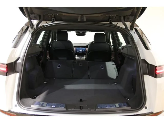 Land Rover Range Rover Evoque DYNAMIC HSE P300E 2024 — миниатюра 3
