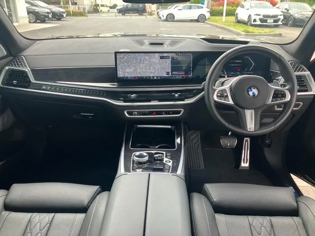 BMW X7 X DRIVE 40D M SPORT 2025 — миниатюра 5