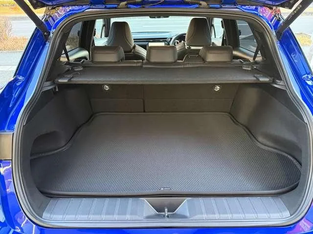 Lexus LBX MORIZO RR 2025 — миниатюра 5