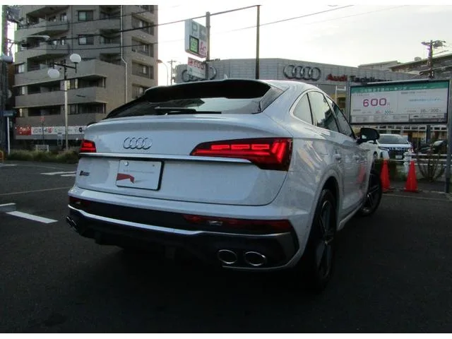 Audi SQ5 SPORTBACK BASE GRADE 2025 — миниатюра 2