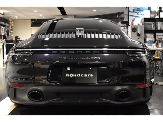 Porsche 911 911 CARRERA 4 GTS 2023 — миниатюра 3